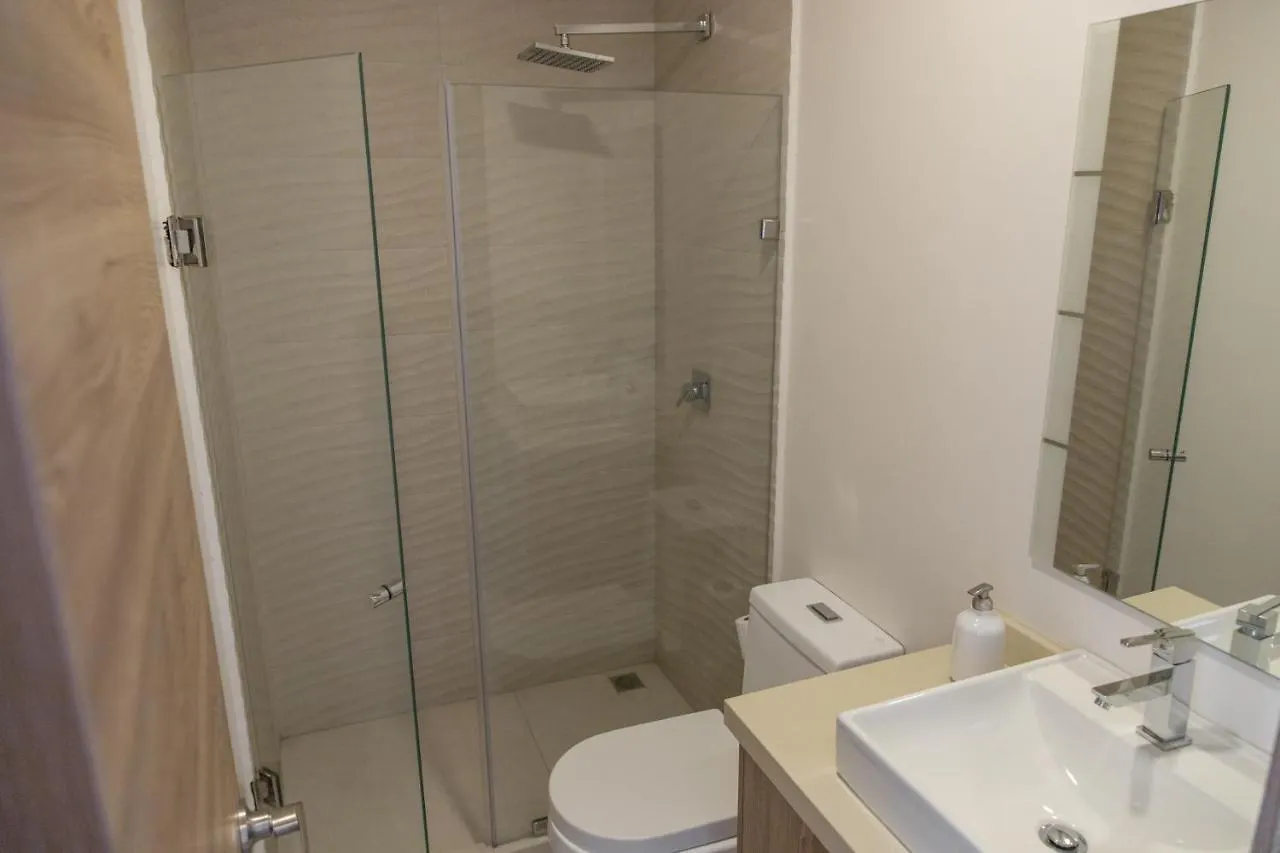 Monaco Parc Suites & Lofts Cuenca