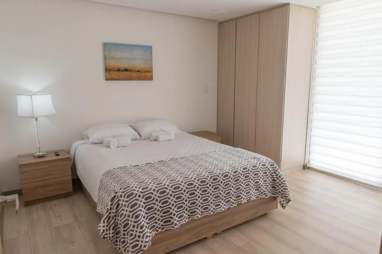 Monaco Parc Suites & Lofts Cuenca 0*,